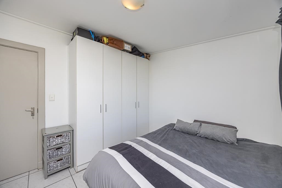 To Let 2 Bedroom Property for Rent in Royal Ascot Western Cape